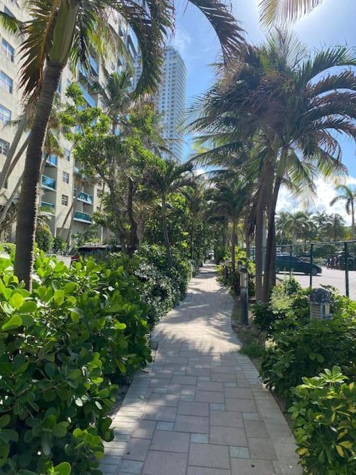 Miami Beach 1B/1B Incredible View Apartment With Kitchen Hallandale Beach Eksteriør bilde