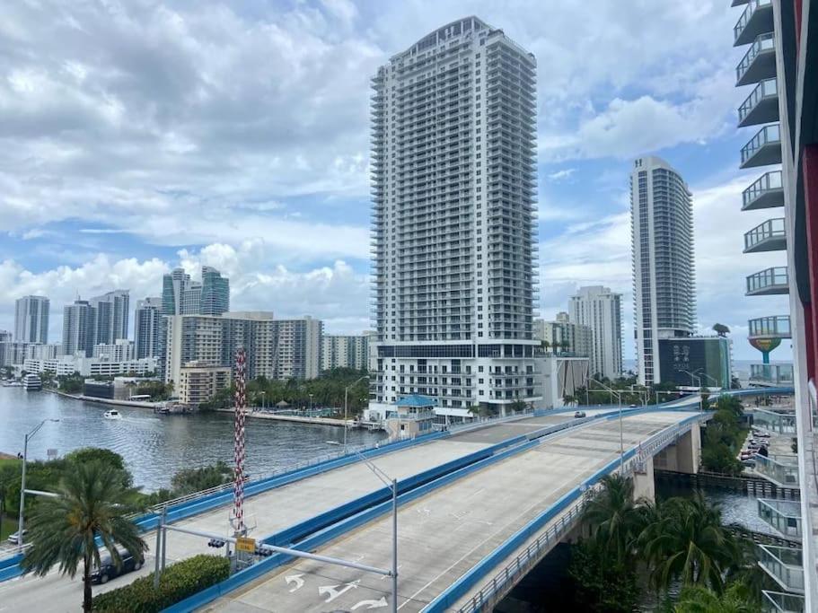 Miami Beach 1B/1B Incredible View Apartment With Kitchen Hallandale Beach Eksteriør bilde