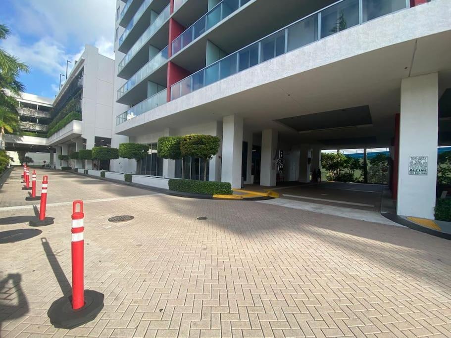 Miami Beach 1B/1B Incredible View Apartment With Kitchen Hallandale Beach Eksteriør bilde